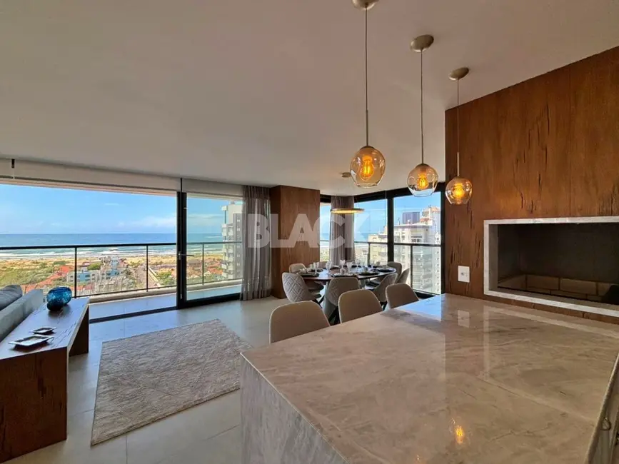 Foto 8 de Apartamento com 3 quartos à venda, 220m2 em Torres - RS