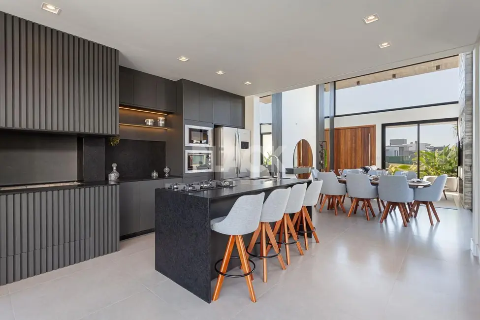 Foto 5 de Casa de Condomínio com 3 quartos à venda, 204m2 em Torres - RS