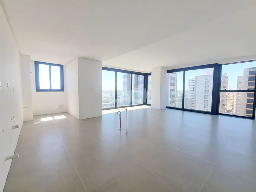 Apartamento com 2 quartos à venda, 88m2 em Centro, Torres - RS - imagem 2 Foto 2 de Apartamento com 2 quartos à venda, 88m2 em Centro, Torres - RS