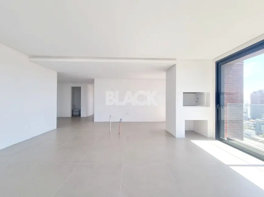 Apartamento com 2 quartos à venda, 88m2 em Centro, Torres - RS - imagem 3 Foto 3 de Apartamento com 2 quartos à venda, 88m2 em Centro, Torres - RS