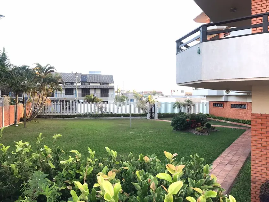 Foto 4 de Apartamento com 3 quartos à venda, 200m2 em Torres - RS