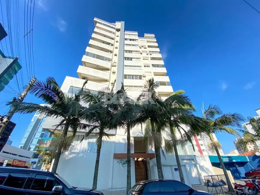 Foto 1 de Apartamento com 2 quartos à venda, 66m2 em Centro, Torres - RS
