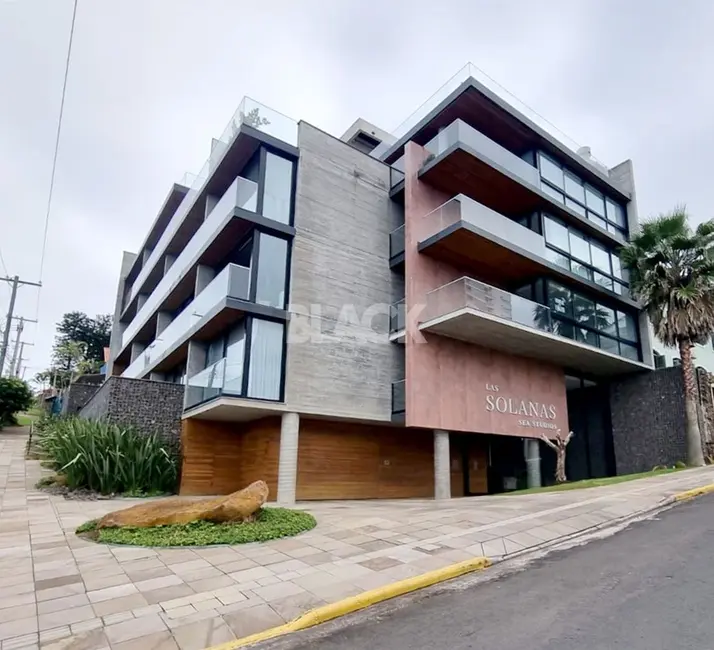 Foto 2 de Apartamento com 1 quarto à venda, 65m2 em Torres - RS