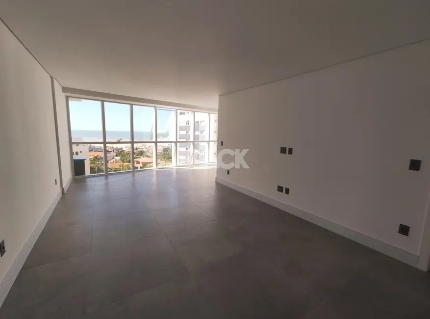 Apartamento com 3 quartos à venda, 135m2 em Torres - RS - imagem 1 Foto 1 de Apartamento com 3 quartos à venda, 135m2 em Torres - RS