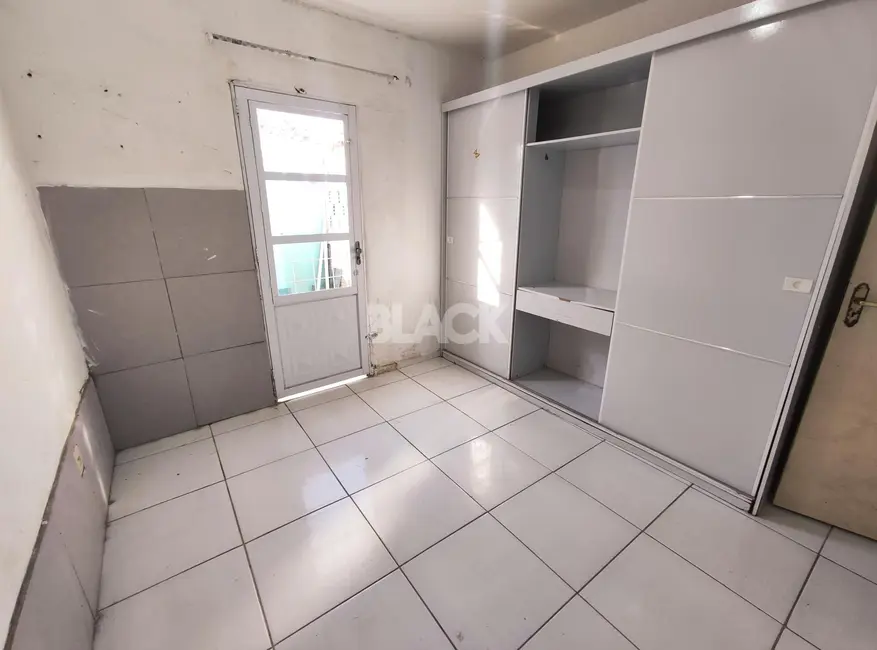 Foto 8 de Apartamento com 1 quarto à venda, 27m2 em Torres - RS