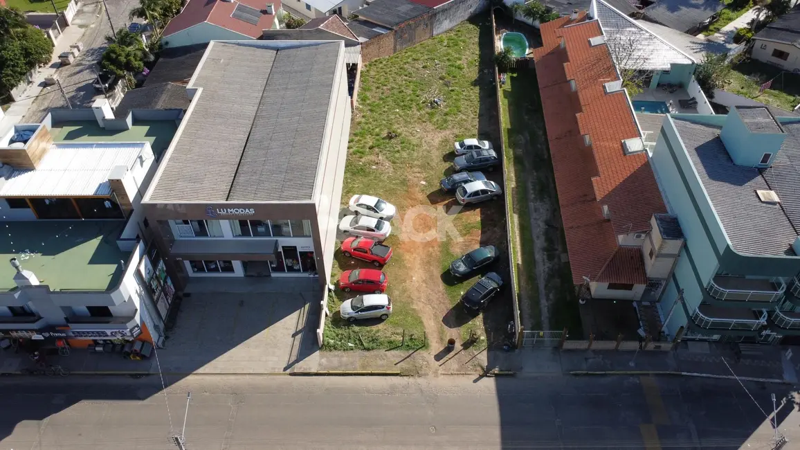 Foto 1 de Terreno / Lote à venda, 761m2 em Centro, Passo De Torres - SC