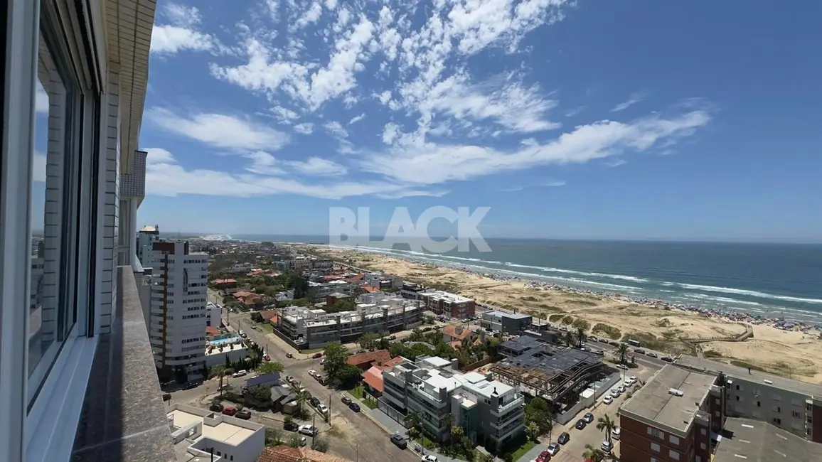 Foto 6 de Apartamento com 4 quartos à venda, 241m2 em Torres - RS