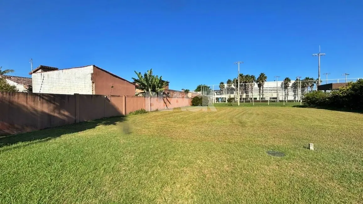 Foto 2 de Terreno / Lote à venda, 368m2 em Torres - RS