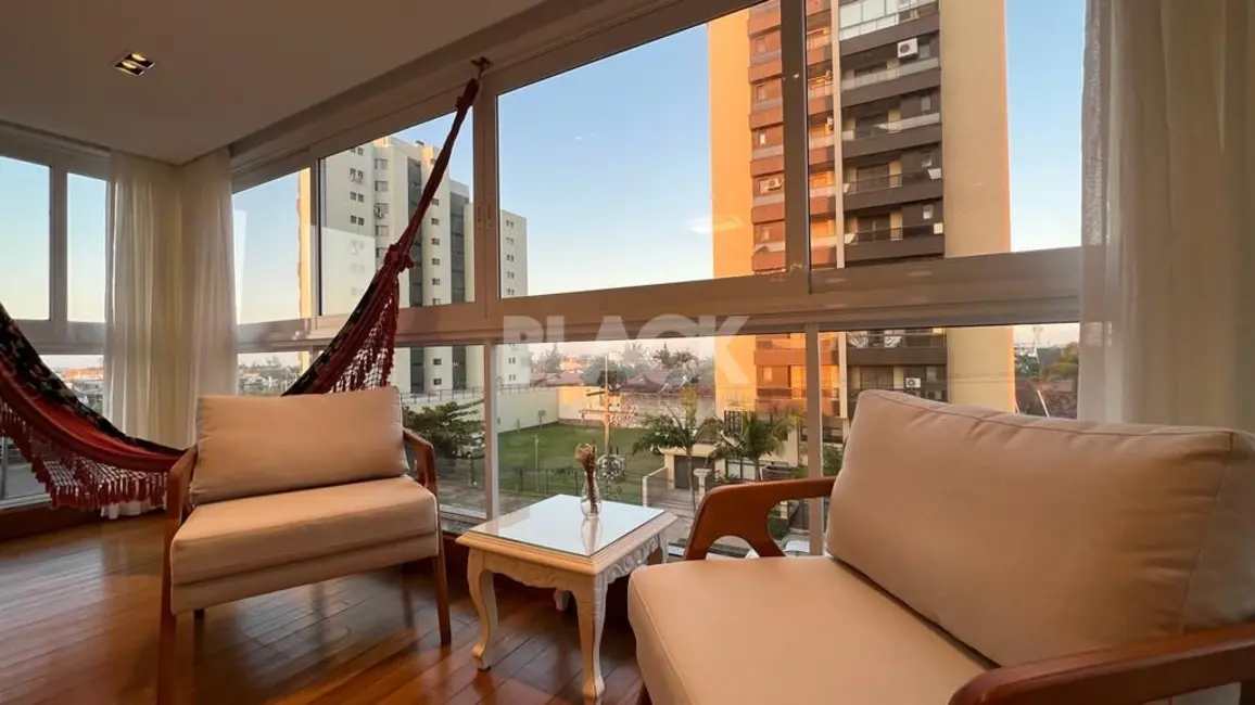 Apartamento com 3 quartos à venda, 120m2 em Torres - RS - imagem 2 Foto 2 de Apartamento com 3 quartos à venda, 120m2 em Torres - RS