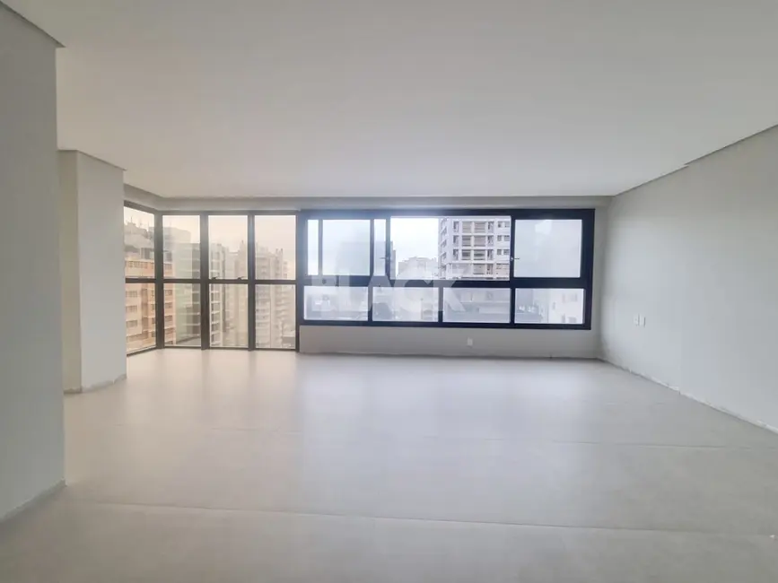 Apartamento com 3 quartos à venda, 114m2 em Torres - RS - imagem 6 Foto 6 de Apartamento com 3 quartos à venda, 114m2 em Torres - RS