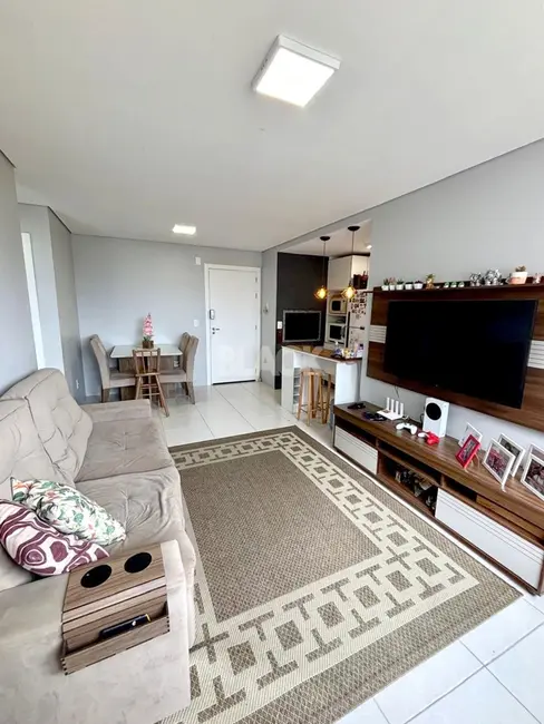 Foto 6 de Apartamento com 2 quartos à venda, 59m2 em Torres - RS