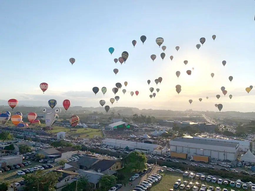 Foto 9 de Apartamento com 2 quartos à venda, 59m2 em Torres - RS