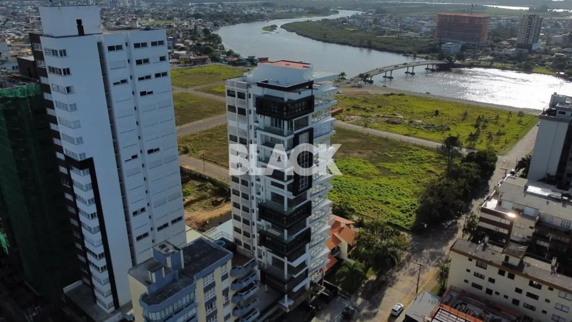 Foto 1 de Apartamento com 2 quartos à venda, 111m2 em Torres - RS