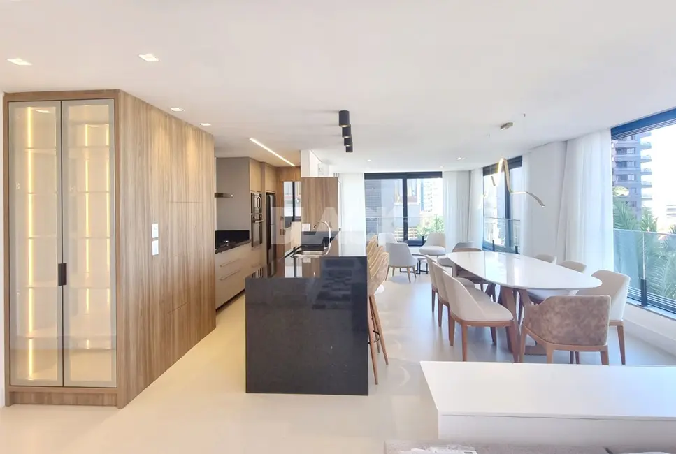 Apartamento com 3 quartos à venda, 143m2 em Torres - RS - imagem 1 Foto 1 de Apartamento com 3 quartos à venda, 143m2 em Torres - RS