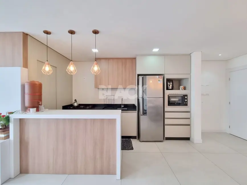 Apartamento com 2 quartos à venda, 83m2 em Centro, Torres - RS - imagem 3 Foto 3 de Apartamento com 2 quartos à venda, 83m2 em Centro, Torres - RS