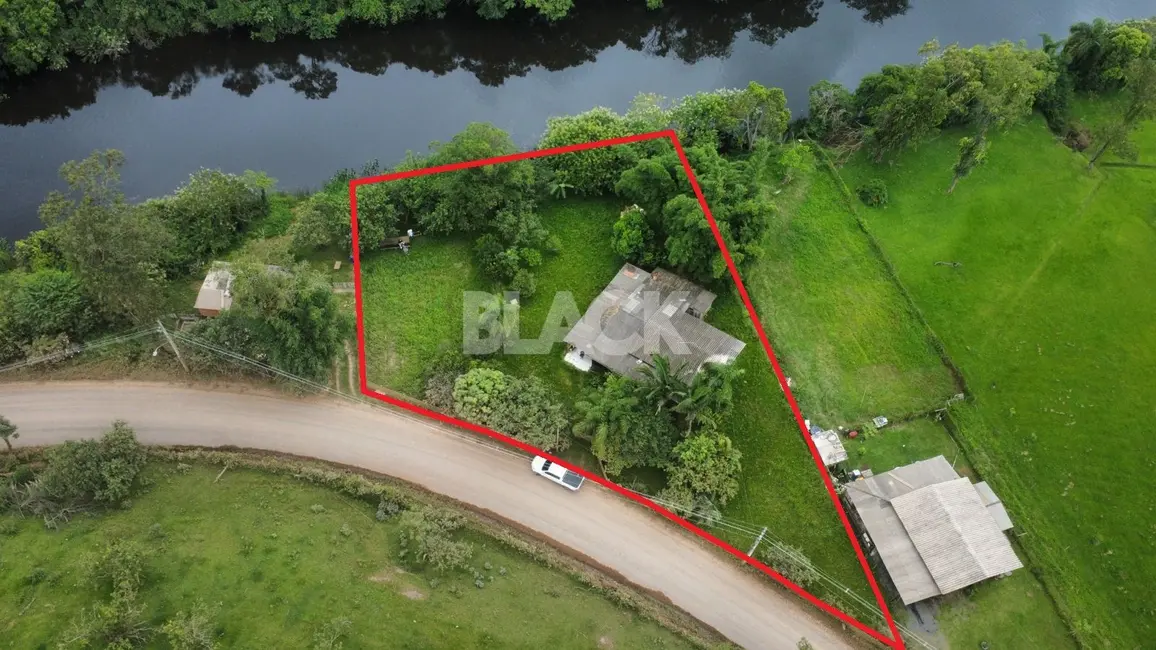 Foto 1 de Chácara com 2 quartos à venda, 120m2 em Torres - RS