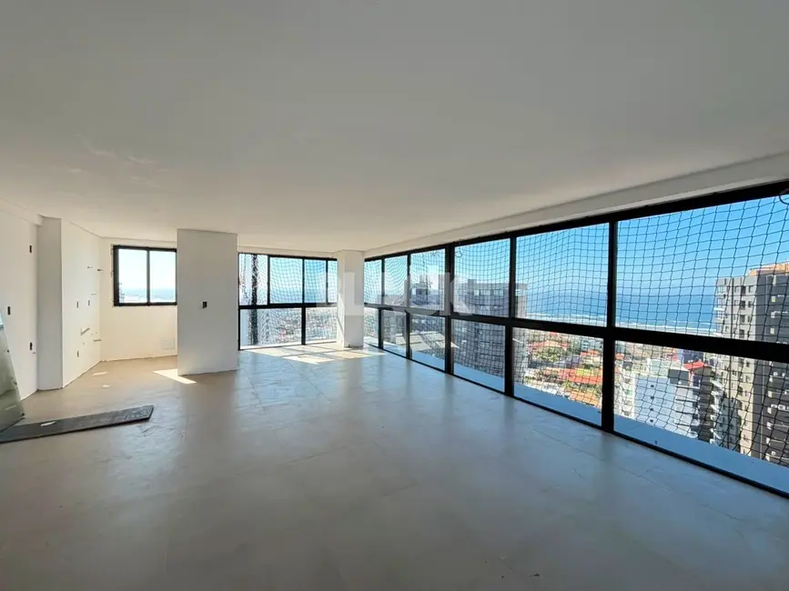 Foto 2 de Apartamento com 3 quartos à venda, 104m2 em Torres - RS