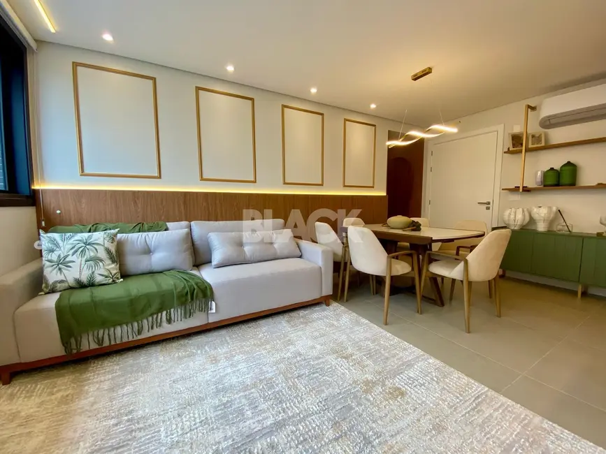 Foto 6 de Apartamento com 2 quartos à venda, 77m2 em Centro, Torres - RS