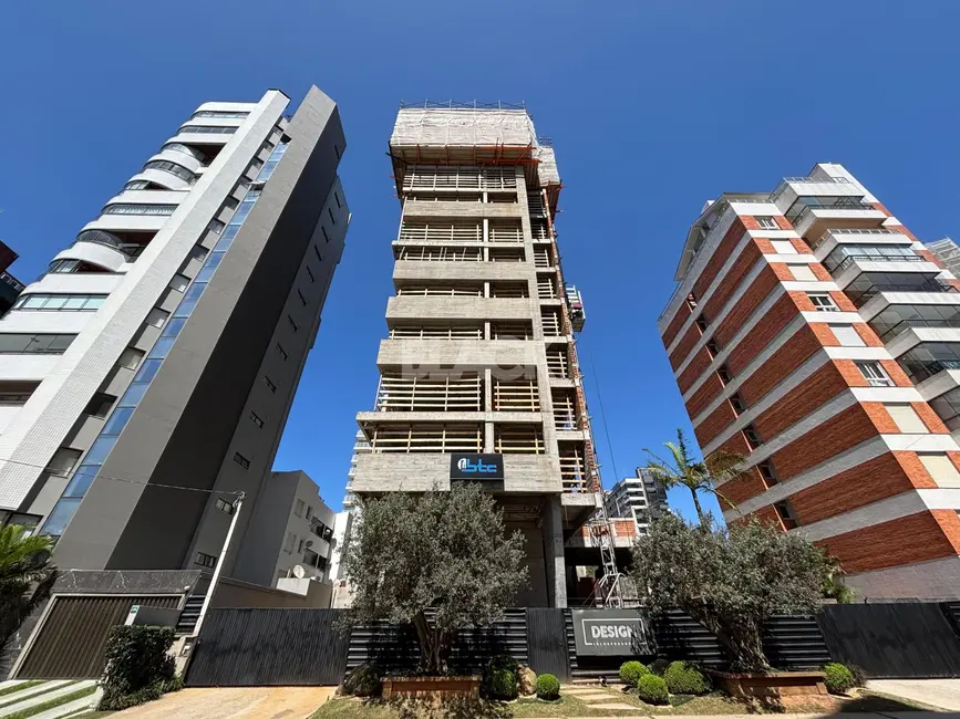 Apartamento com 3 quartos à venda, 200m2 em Torres - RS - imagem 1 Foto 1 de Apartamento com 3 quartos à venda, 200m2 em Torres - RS
