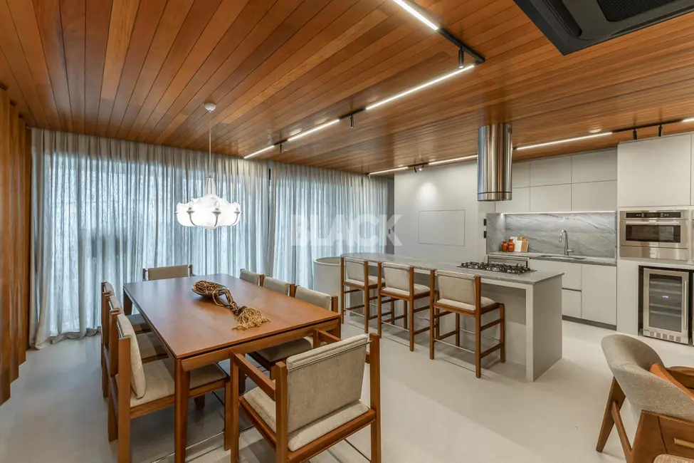 Apartamento com 3 quartos à venda, 273m2 em Torres - RS - imagem 8 Foto 8 de Apartamento com 3 quartos à venda, 273m2 em Torres - RS