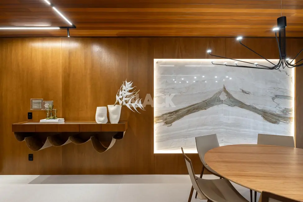 Foto 6 de Apartamento com 3 quartos à venda, 207m2 em Torres - RS