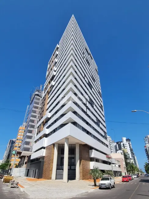 Foto 2 de Apartamento com 2 quartos à venda, 52m2 em Centro, Torres - RS