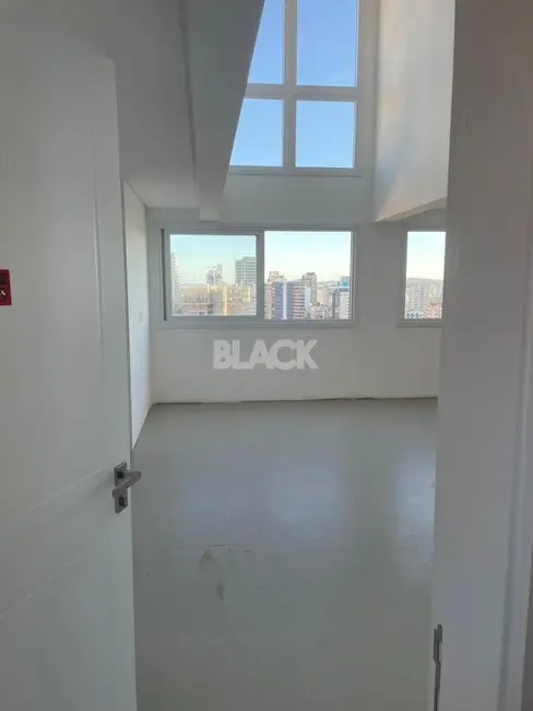 Apartamento com 2 quartos à venda, 52m2 em Centro, Torres - RS - imagem 3 Foto 3 de Apartamento com 2 quartos à venda, 52m2 em Centro, Torres - RS