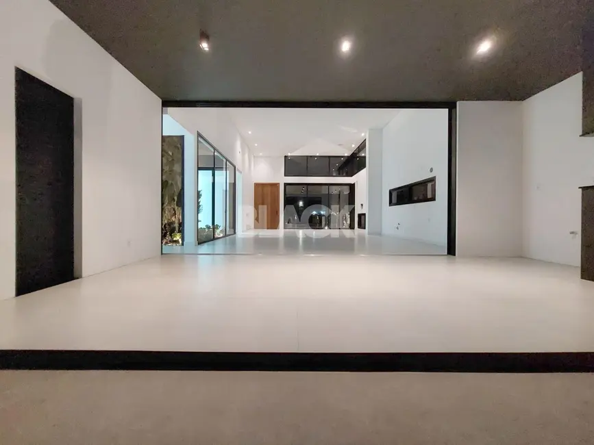 Foto 6 de Casa com 4 quartos à venda, 280m2 em Passo De Torres - SC