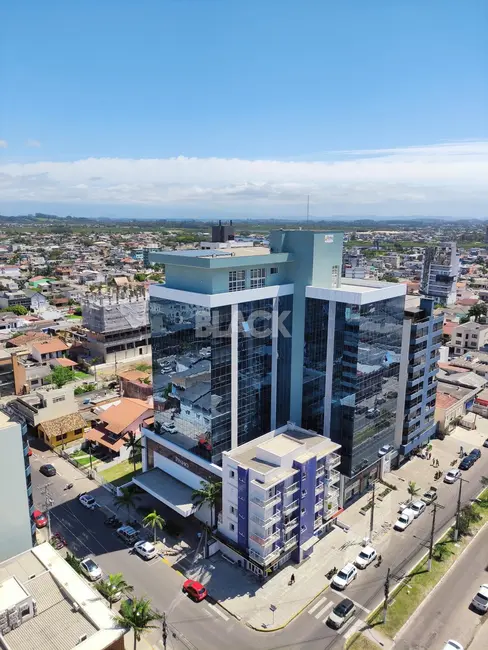 Foto 1 de Sala Comercial com 1 quarto à venda, 32m2 em Centro, Torres - RS