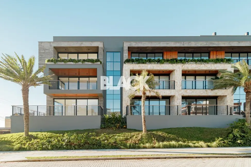 Foto 1 de Apartamento com 1 quarto à venda, 52m2 em Torres - RS