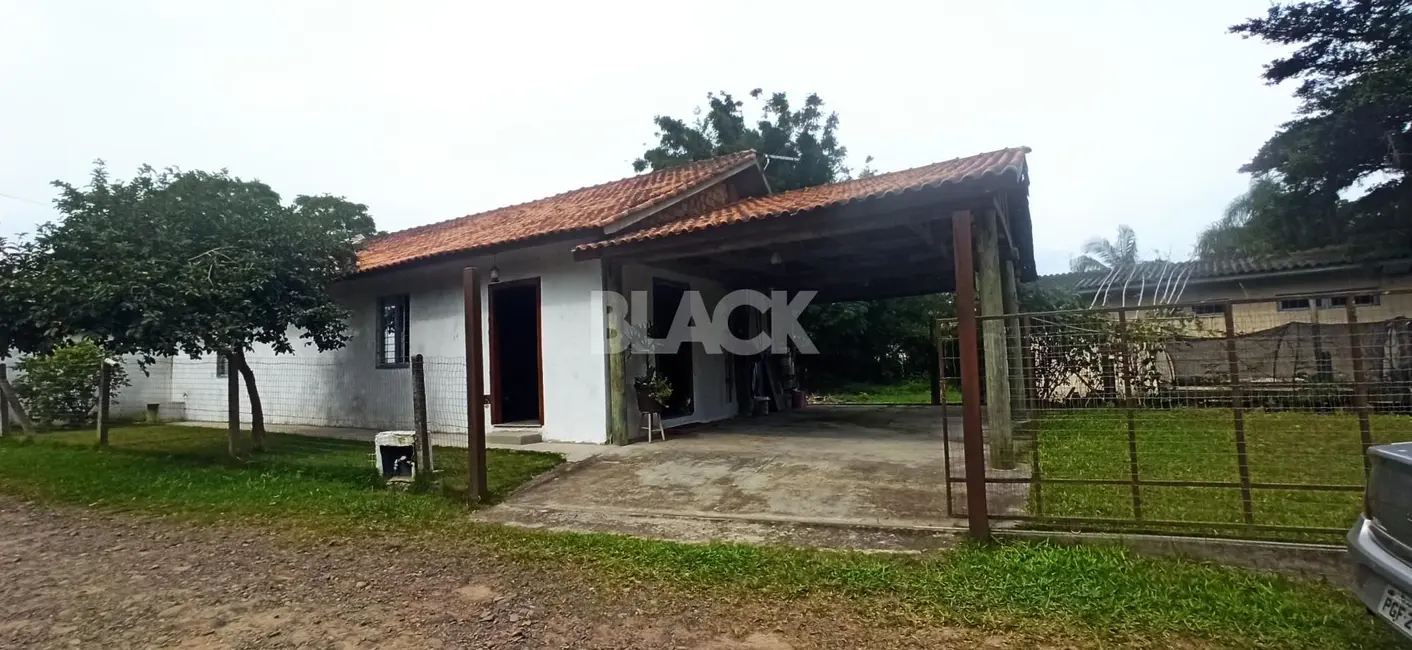 Casa com 3 quartos à venda, 87m2 em Passo De Torres - SC - imagem 1 Foto 1 de Casa com 3 quartos à venda, 87m2 em Passo De Torres - SC