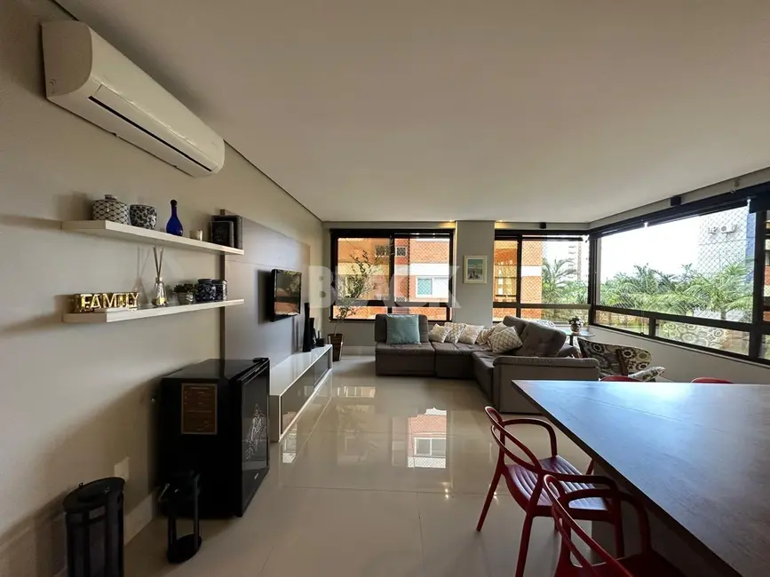 Foto 1 de Apartamento com 3 quartos à venda, 115m2 em Torres - RS
