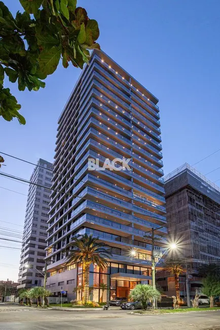 Foto 1 de Apartamento com 4 quartos à venda, 215m2 em Torres - RS