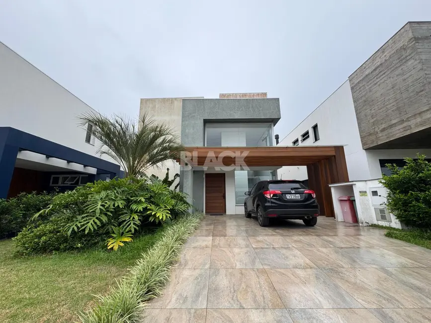 Casa de Condomínio com 4 quartos à venda, 238m2 em Torres - RS - imagem 1 Foto 1 de Casa de Condomínio com 4 quartos à venda, 238m2 em Torres - RS