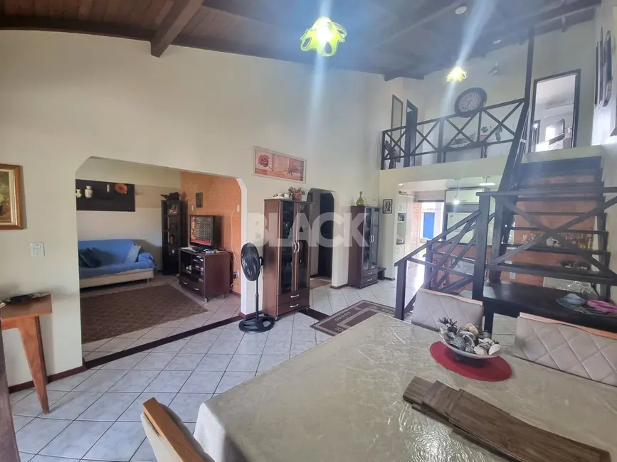 Foto 7 de Casa com 3 quartos à venda, 160m2 em Centro, Passo De Torres - SC