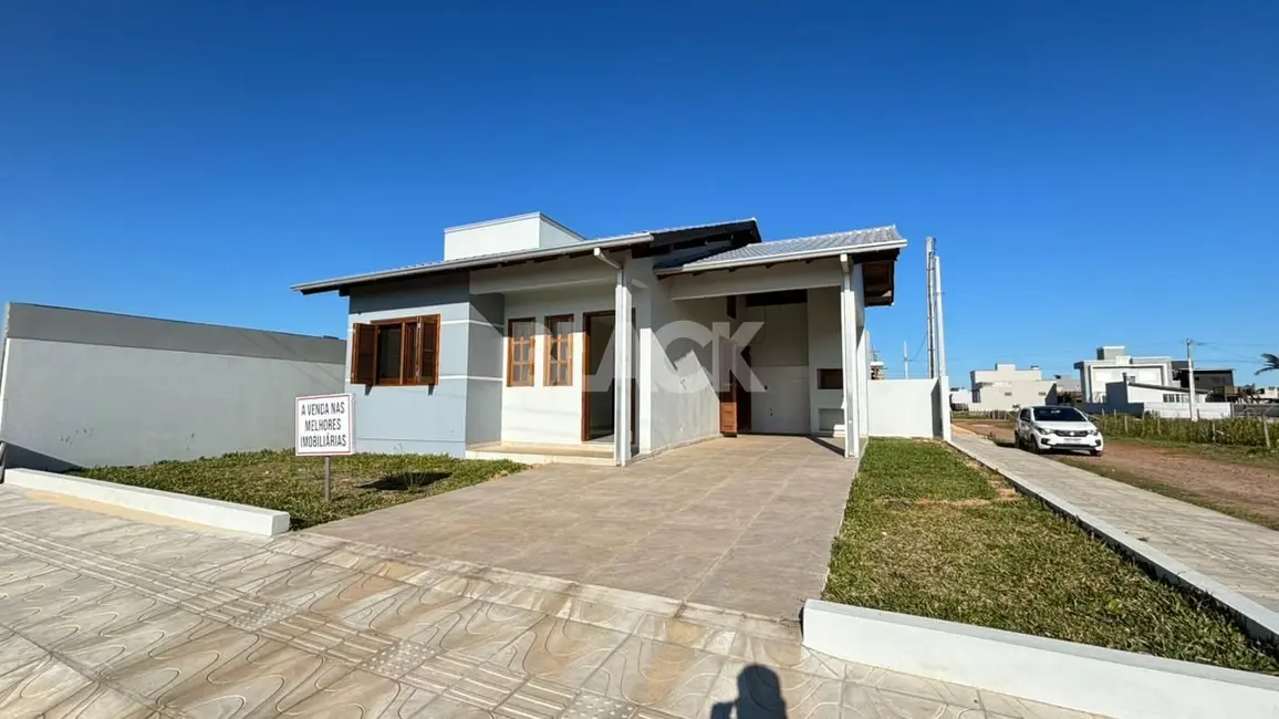 Foto 2 de Casa com 2 quartos à venda, 83m2 em Passo De Torres - SC