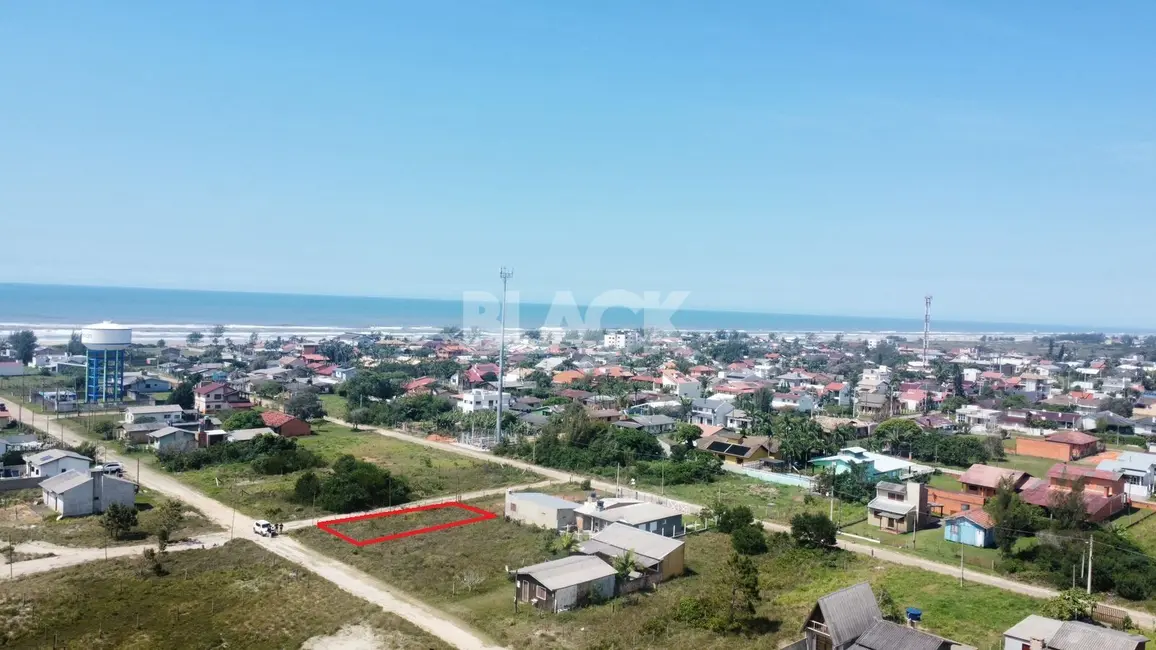 Foto 1 de Terreno / Lote à venda, 313m2 em Torres - RS