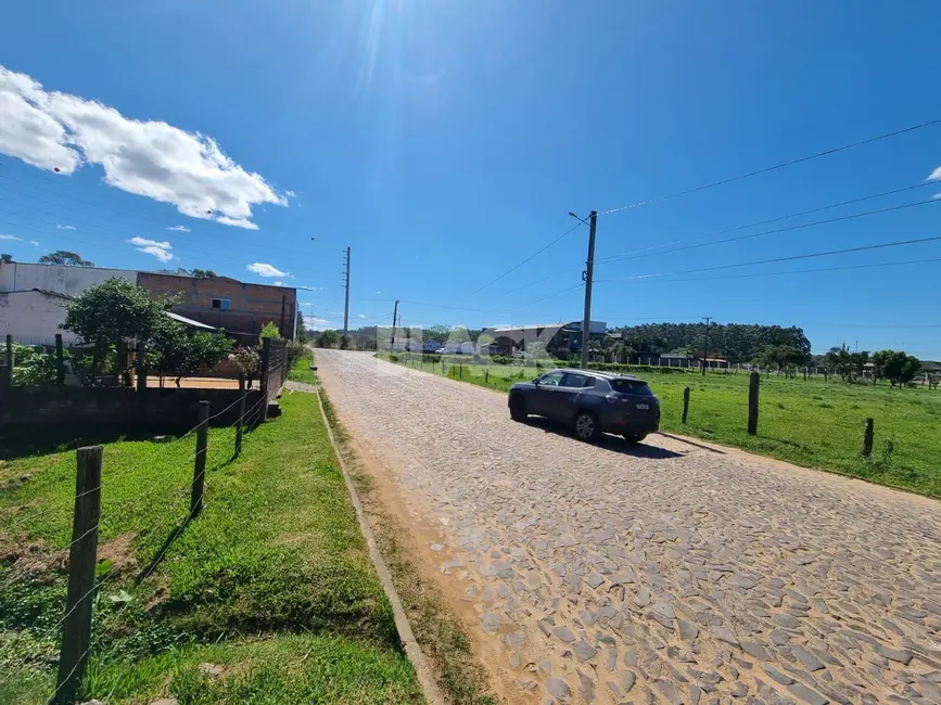 Foto 3 de Terreno / Lote à venda, 200m2 em Torres - RS
