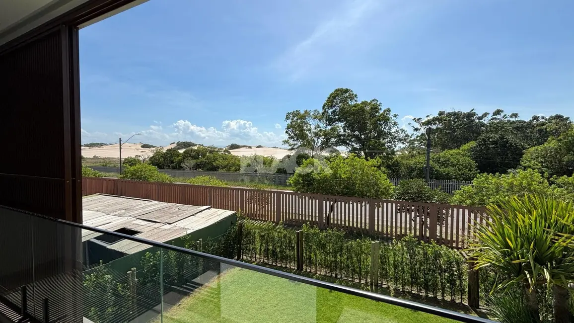 Foto 5 de Casa de Condomínio com 4 quartos à venda, 245m2 em Torres - RS