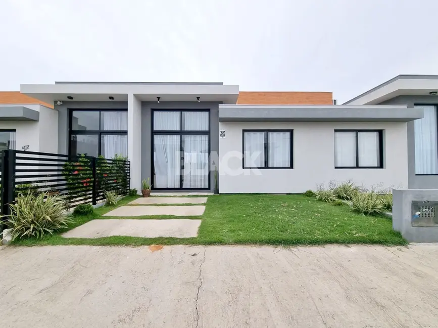 Foto 1 de Casa com 2 quartos à venda, 62m2 em Passo De Torres - SC