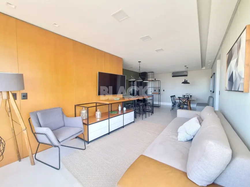 Apartamento com 2 quartos à venda, 83m2 em Centro, Torres - RS - imagem 2 Foto 2 de Apartamento com 2 quartos à venda, 83m2 em Centro, Torres - RS
