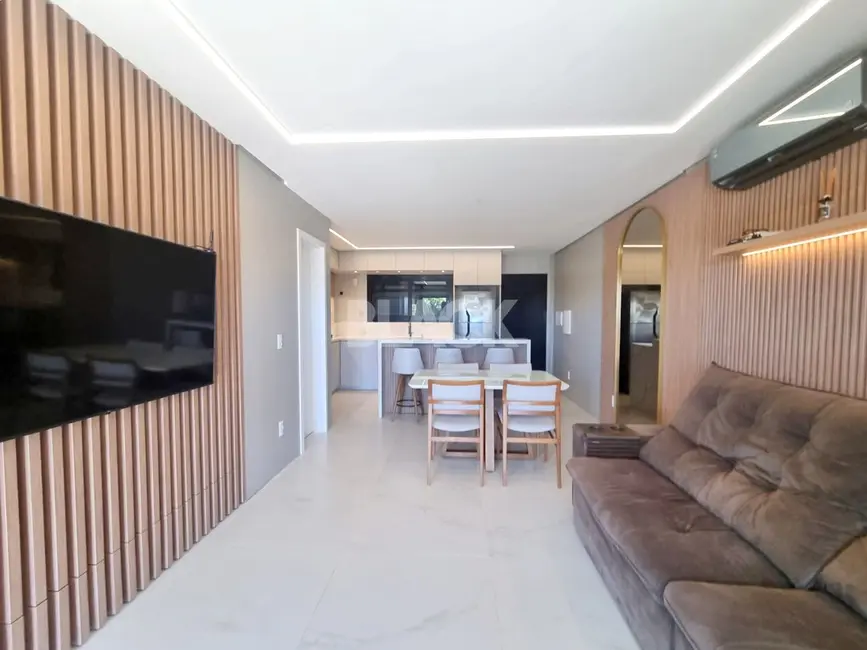 Foto 1 de Casa com 2 quartos à venda, 94m2 em Torres - RS