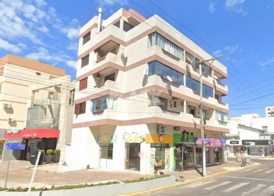 Foto 1 de Apartamento com 1 quarto à venda, 60m2 em Centro, Torres - RS