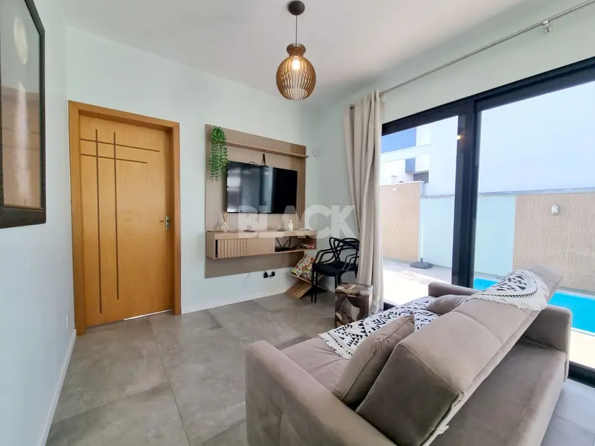 Casa com 3 quartos à venda, 110m2 em Torres - RS - imagem 5 Foto 5 de Casa com 3 quartos à venda, 110m2 em Torres - RS