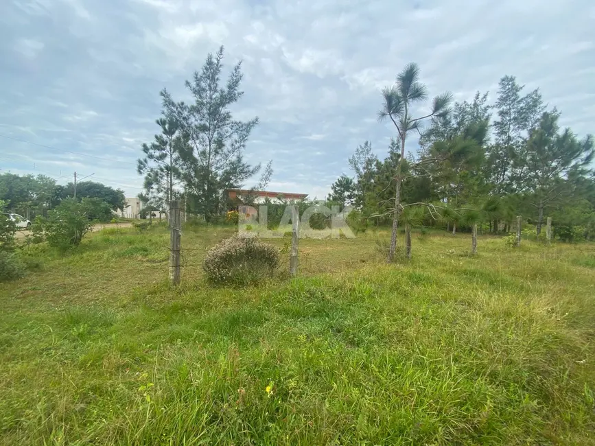 Foto 2 de Terreno / Lote à venda, 638m2 em Torres - RS