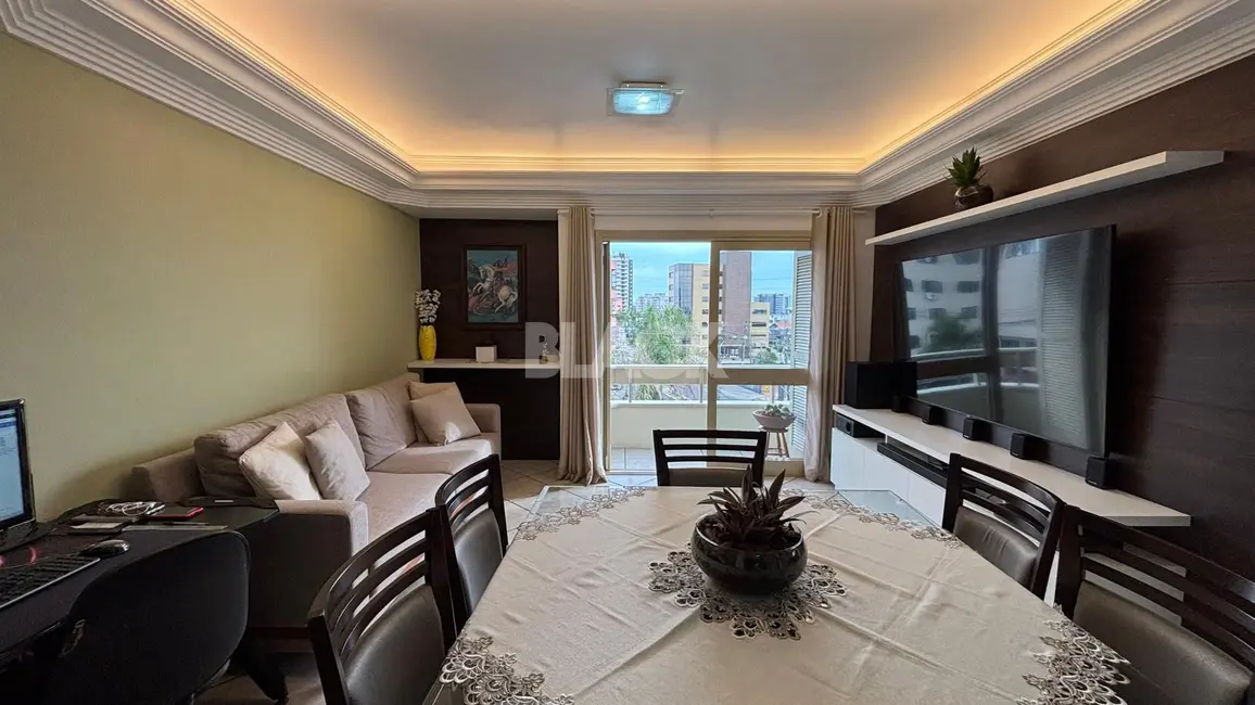 Foto 2 de Apartamento com 2 quartos à venda, 88m2 em Centro, Torres - RS