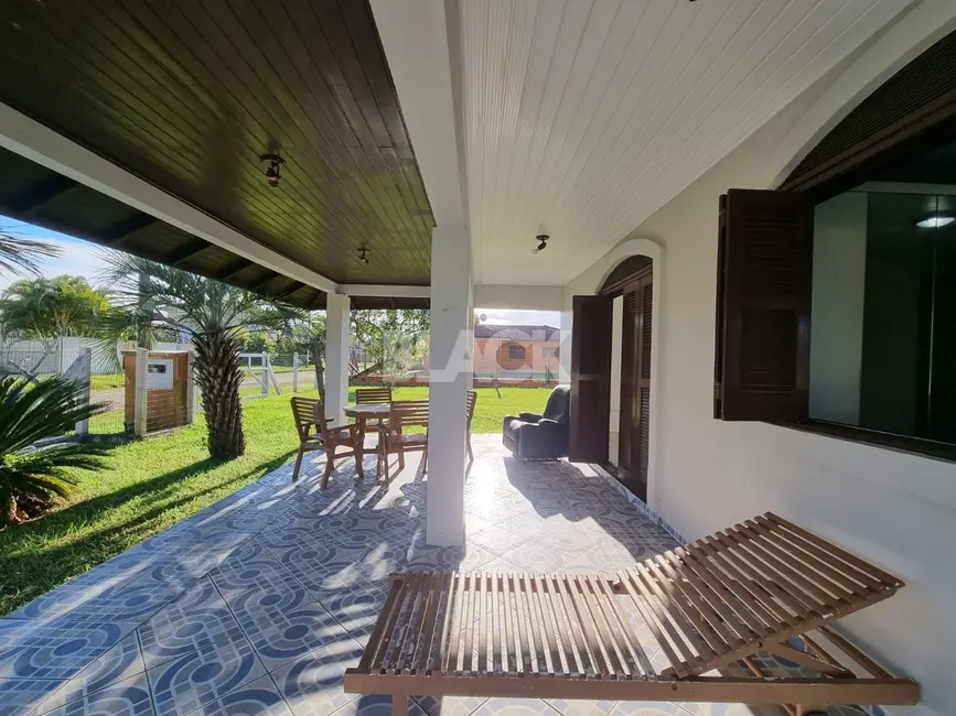 Foto 8 de Casa com 6 quartos à venda, 264m2 em Torres - RS