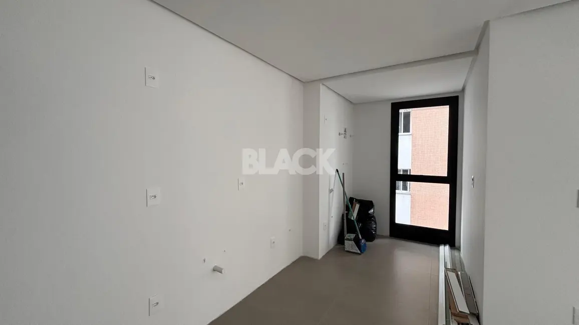 Foto 2 de Apartamento com 2 quartos à venda, 98m2 em Centro, Torres - RS
