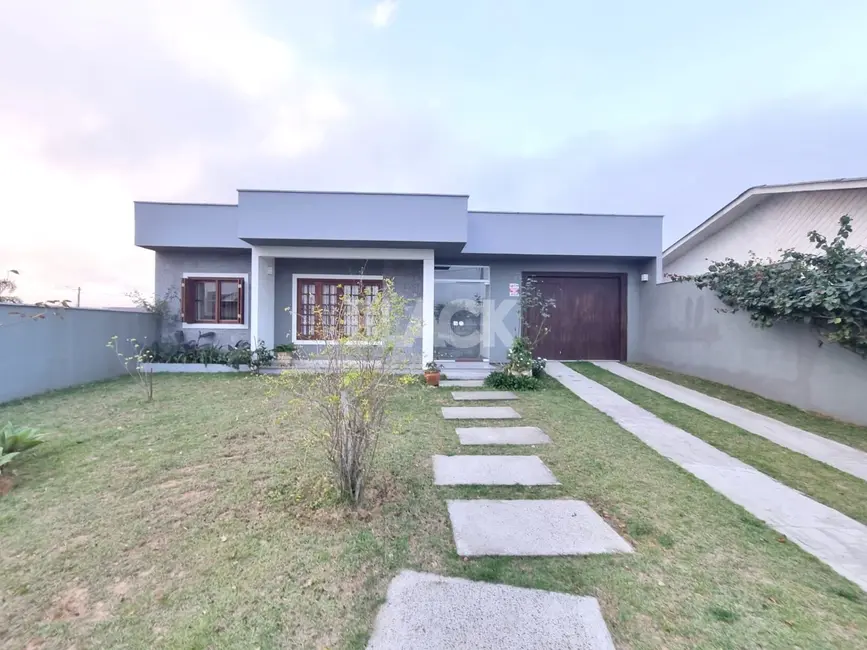 Casa com 3 quartos à venda, 179m2 em Torres - RS - imagem 3 Foto 3 de Casa com 3 quartos à venda, 179m2 em Torres - RS