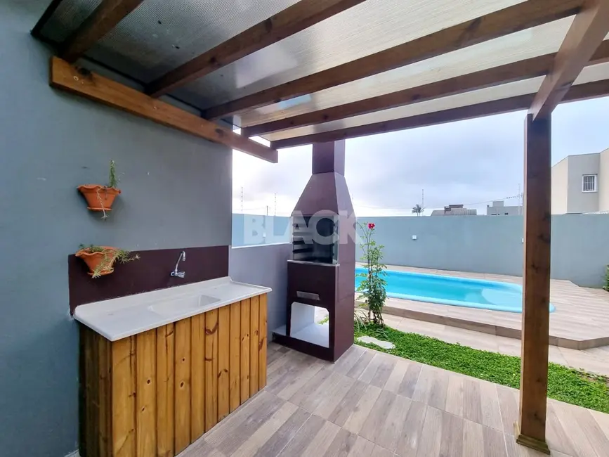 Casa com 3 quartos à venda, 179m2 em Torres - RS - imagem 9 Foto 9 de Casa com 3 quartos à venda, 179m2 em Torres - RS
